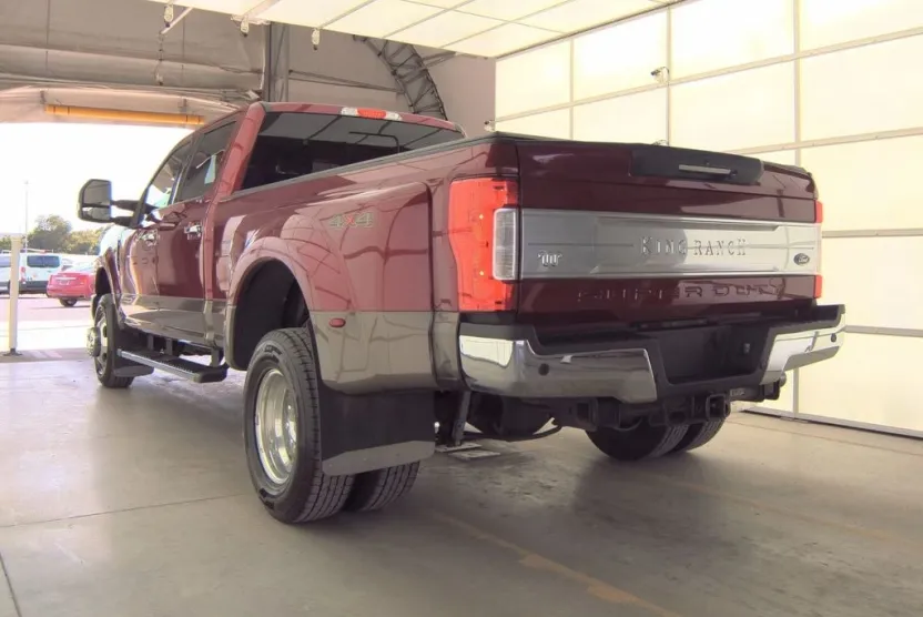 2017 Ford F-350 King Ranch photo 1