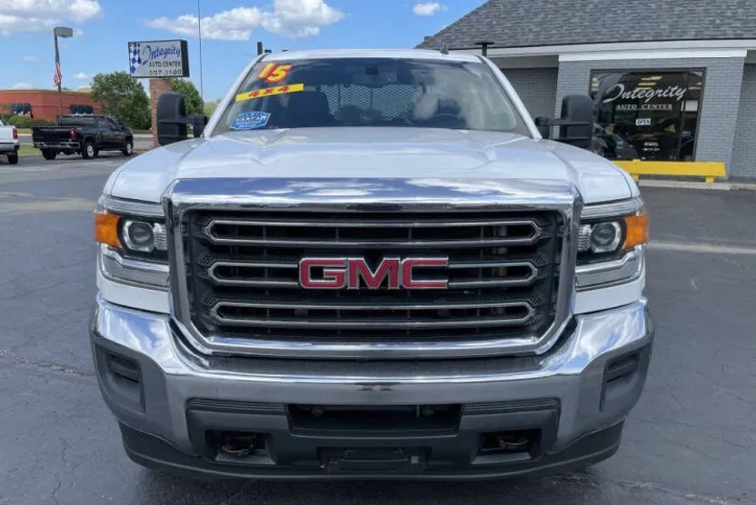 2015 Gmc Sierra 3500 SLE photo 1