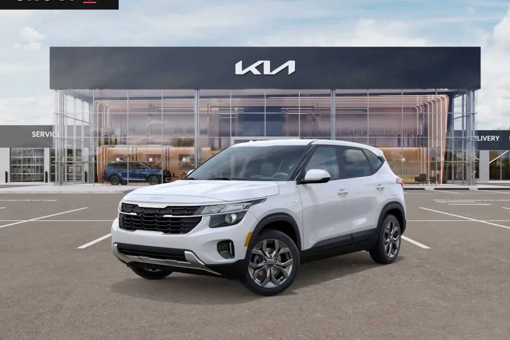 2026 Kia Seltos LX photo 1
