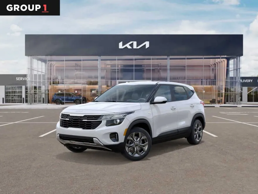 2026 Kia Seltos LX photo 1