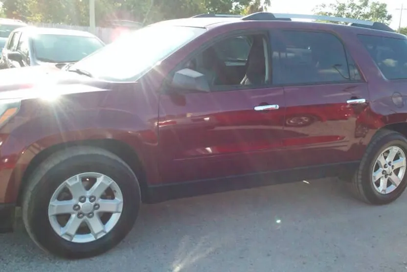 2015 Gmc Acadia SLE photo 1