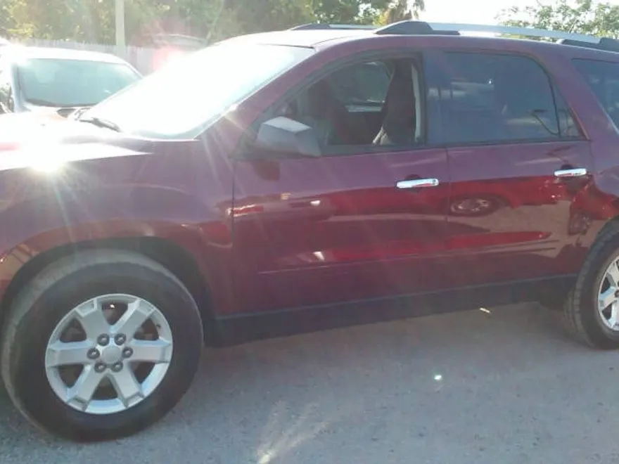 2015 Gmc Acadia SLE photo 1
