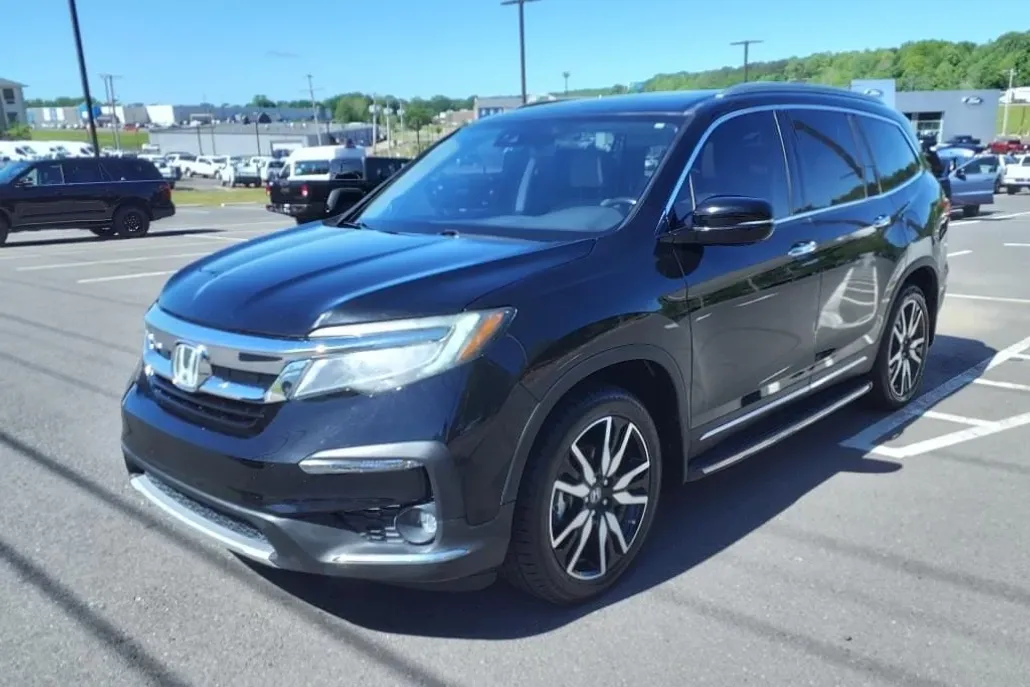 2019 Honda Pilot Elite photo 1