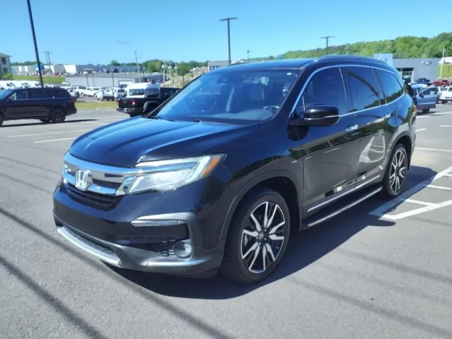 2019 Honda Pilot Elite photo 1