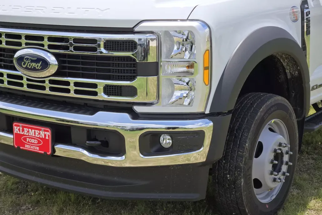 2025 Ford F-550 XL photo 1