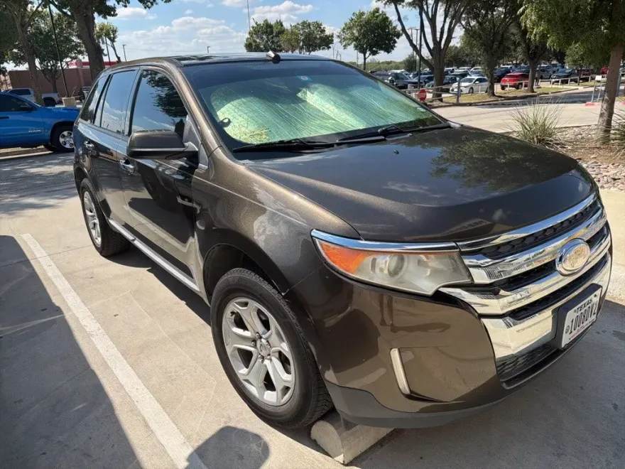 2011 Ford Edge SEL photo 1