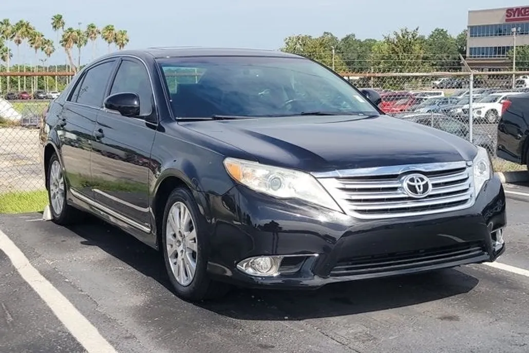 2012 Toyota Avalon Base photo 1