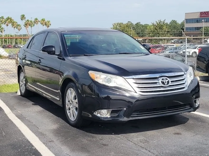 2012 Toyota Avalon Base photo 1