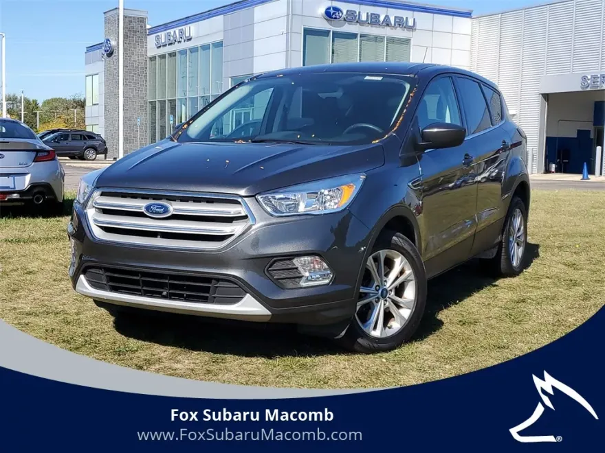 2019 Ford Escape SE photo 1