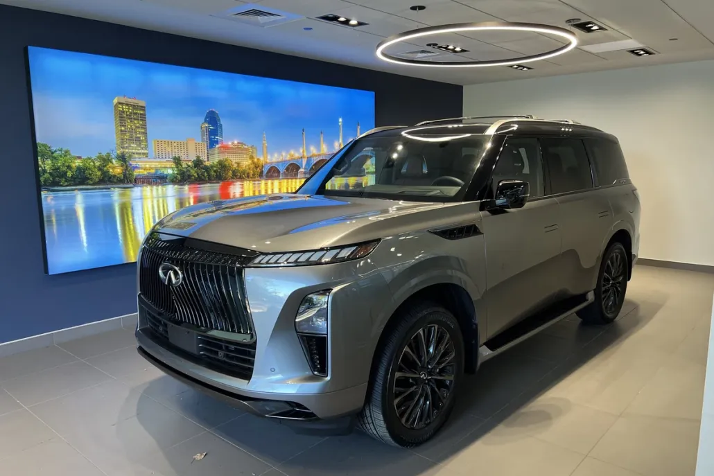 2025 Infiniti QX80 photo 1