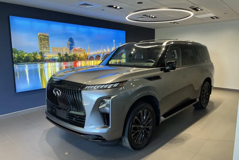 2025 Infiniti QX80 photo 1