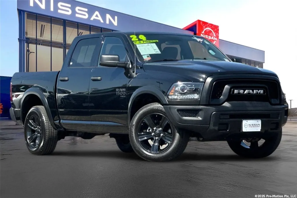 2024 Ram 1500 Classic Warlock photo 1