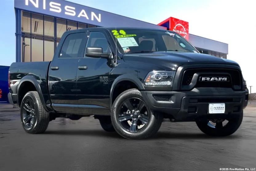 2024 Ram 1500 Classic Warlock photo 1