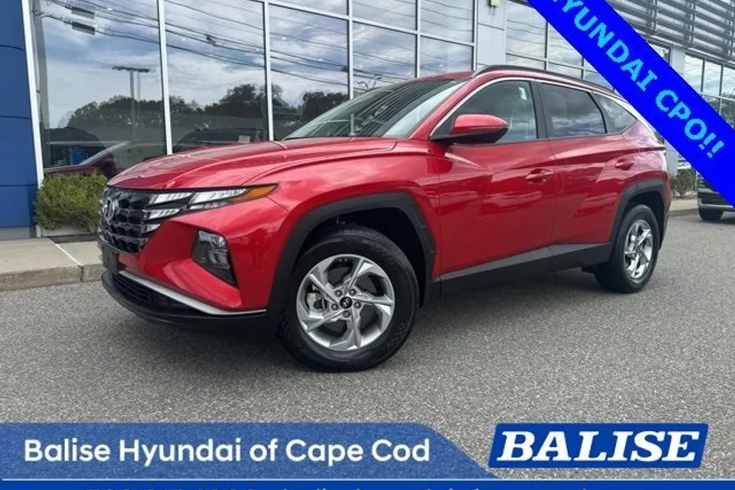 2022 Hyundai Tucson SEL photo 1