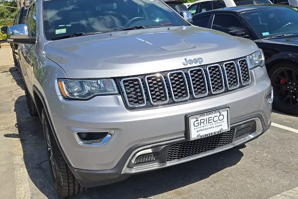 2020 Jeep Grand Cherokee Limited photo 1