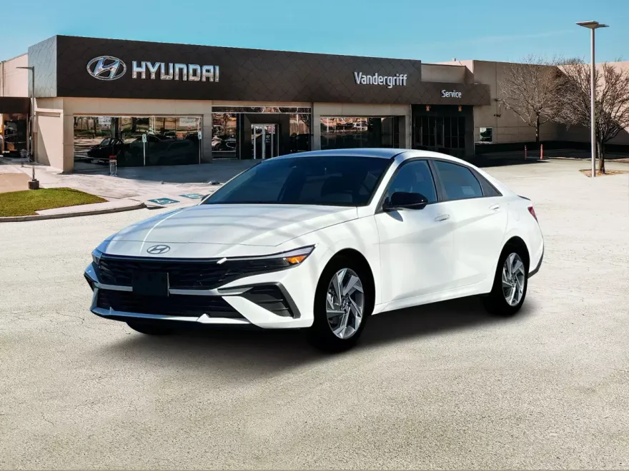 2025 Hyundai Elantra SEL Sport photo 1