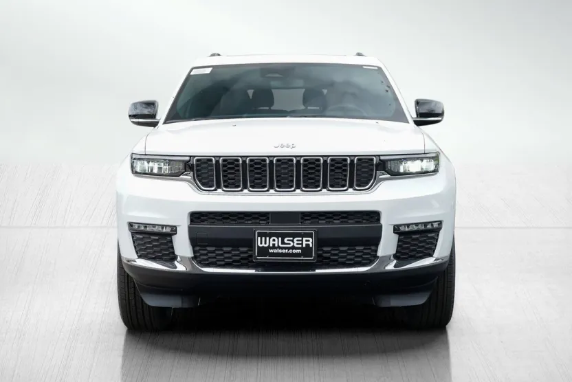 2025 Jeep Grand Cherokee Limited photo 1
