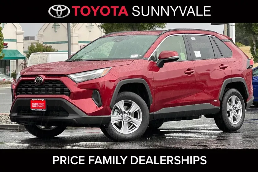 2025 Toyota RAV4 Hybrid XLE photo 1