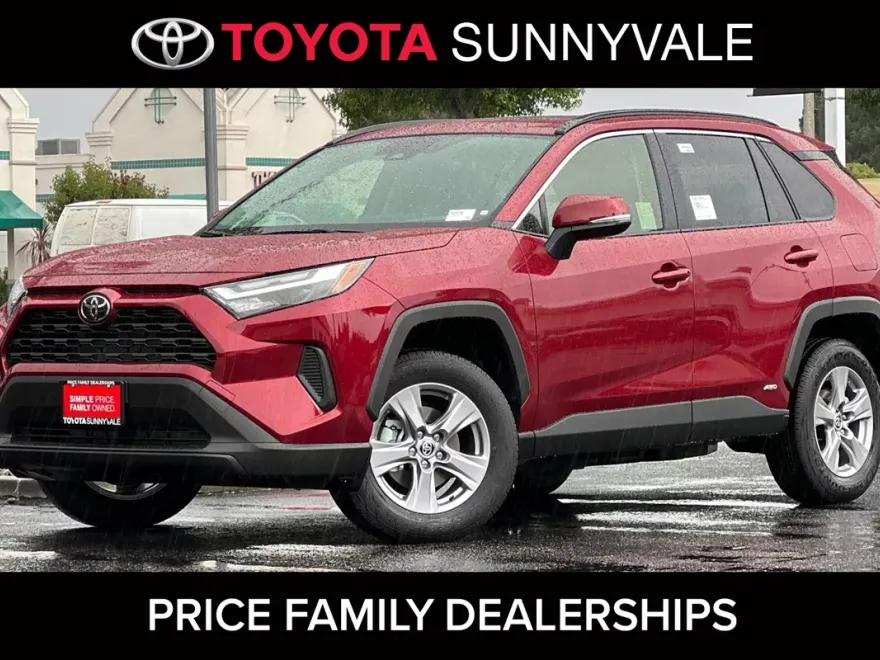 2025 Toyota RAV4 Hybrid XLE photo 1