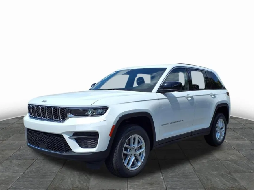 2025 Jeep Grand Cherokee Laredo X photo 1