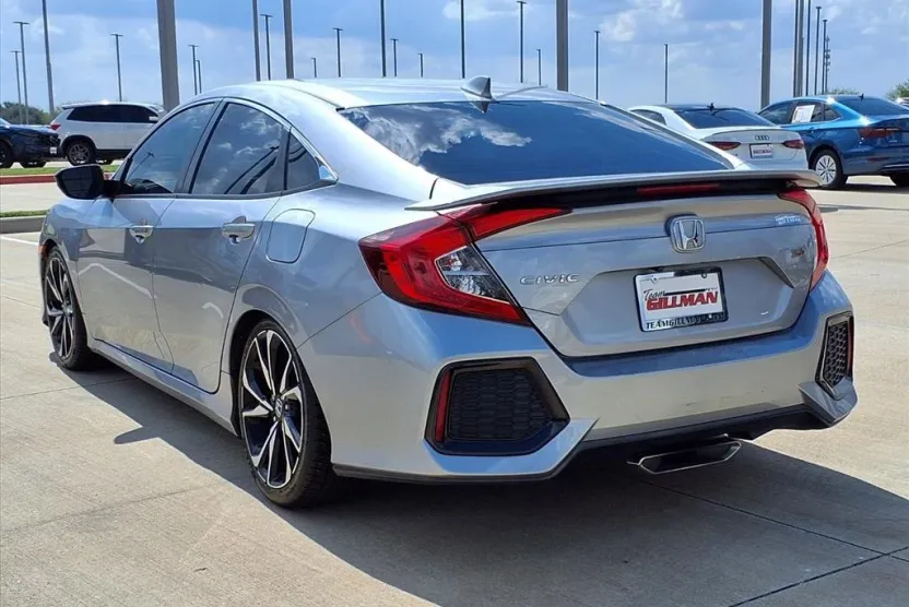 2018 Honda Civic Si photo 1
