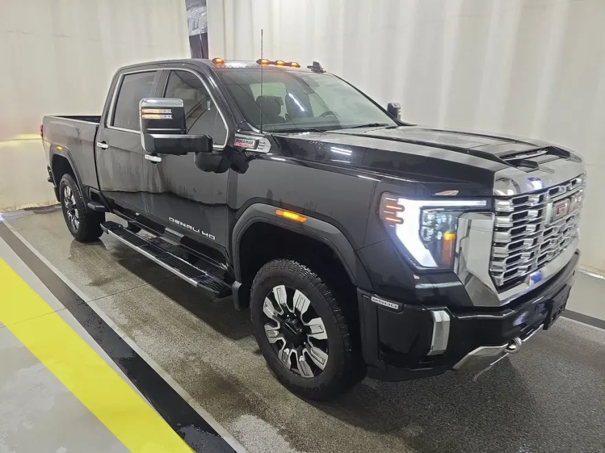 2024 Gmc Sierra HD Denali photo 1