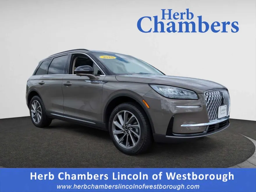 2025 Lincoln Corsair Premiere photo 1