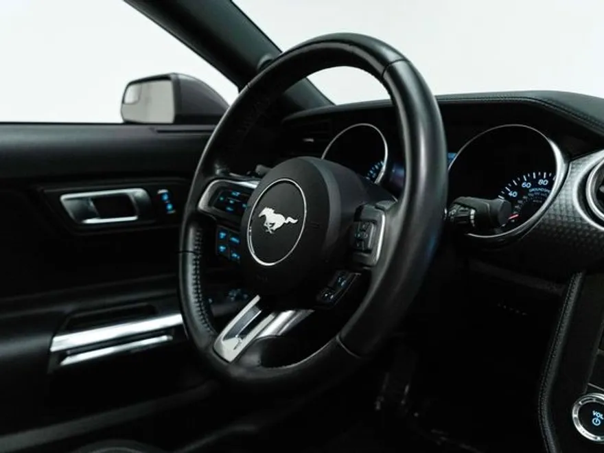 2020 Ford Mustang GT photo 33