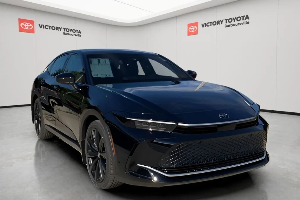 2026 Toyota Crown photo 1