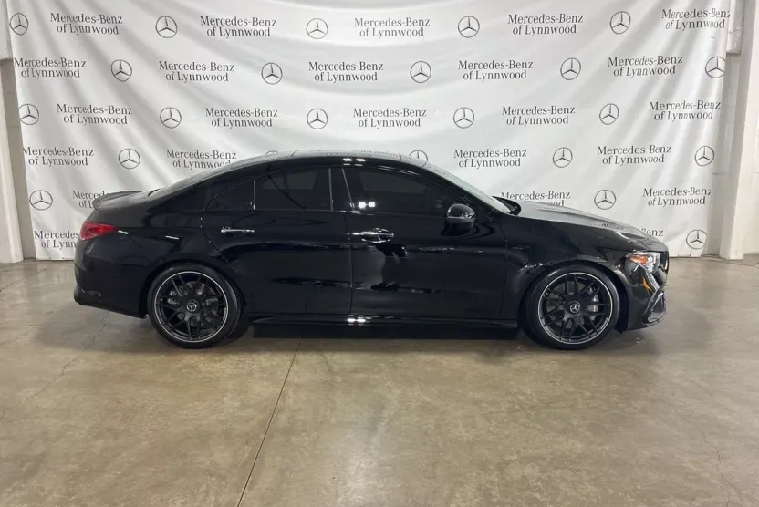 2023 Mercedes Benz CLA 45 4MATIC photo 1