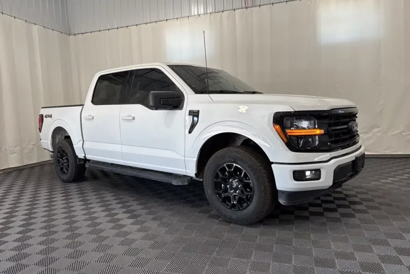 2024 Ford F-150 XLT photo 1