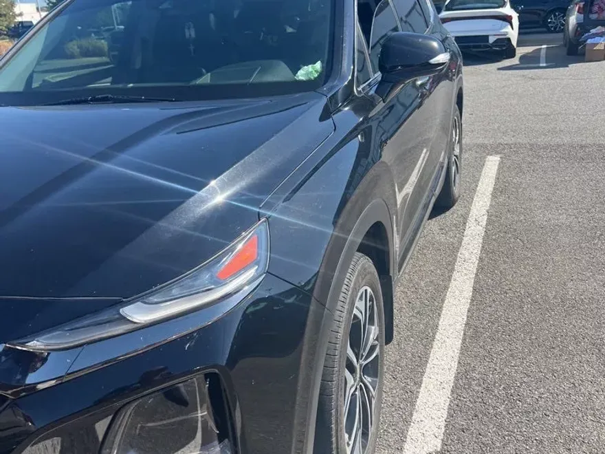 2019 Hyundai Santa Fe Ultimate photo 1