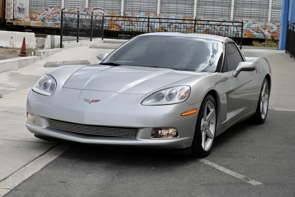 2005 Chevrolet Corvette Coupe photo 1