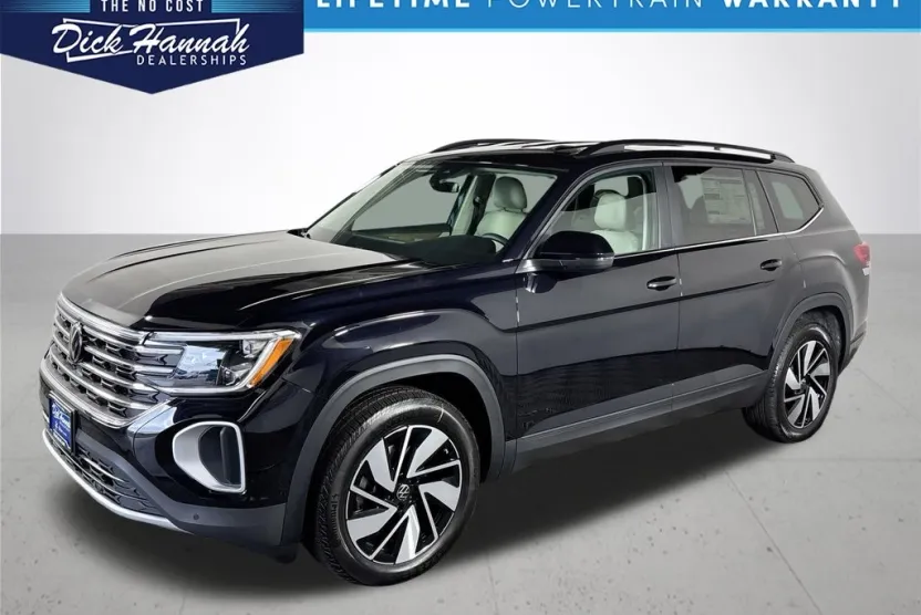 2026 Volkswagen Atlas SEL photo 1