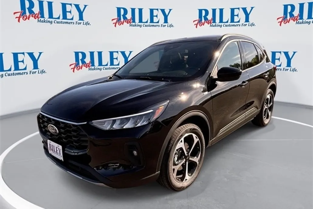 2025 Ford Escape ST-Line Select photo 1