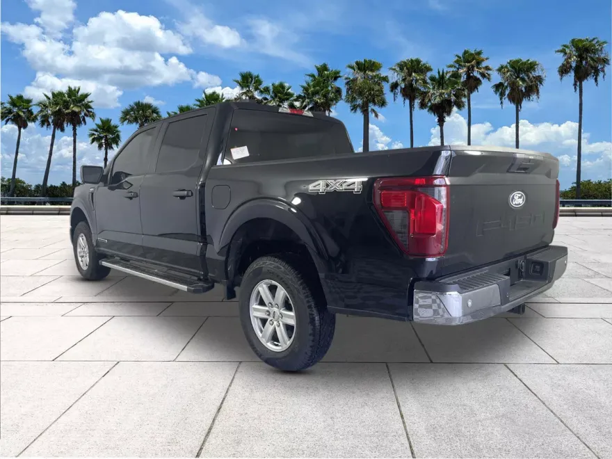 2025 Ford F-150 XL photo 1