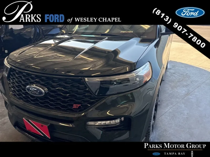 2024 Ford Explorer ST photo 1