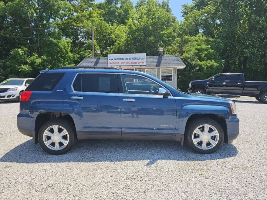 2017 Gmc Terrain SLE photo 1