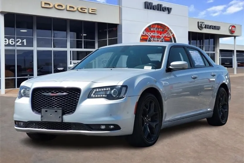 2021 Chrysler 300 S photo 1