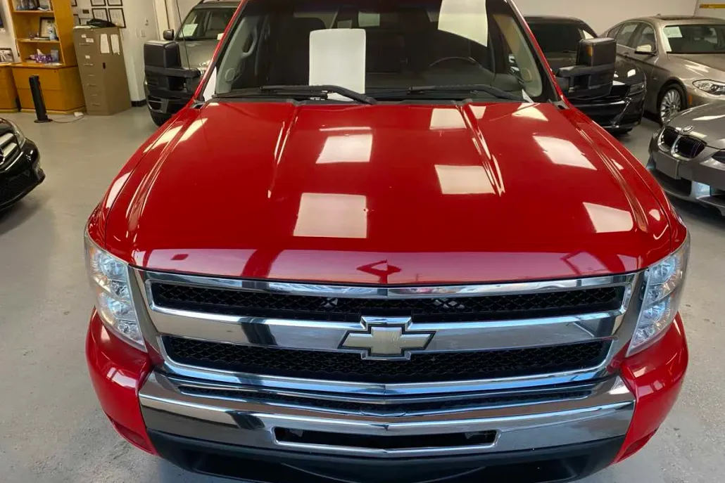 2011 Chevrolet Silverado 1500 LT photo 1