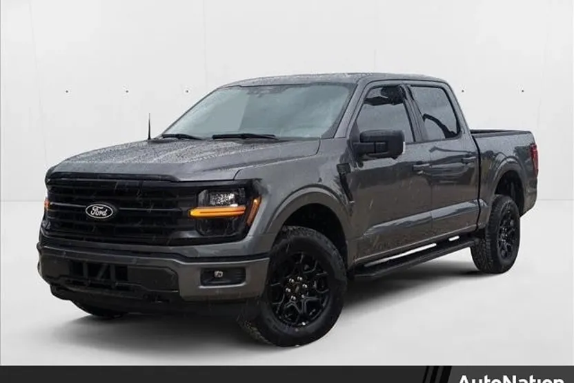 2025 Ford F-150 XLT photo 1