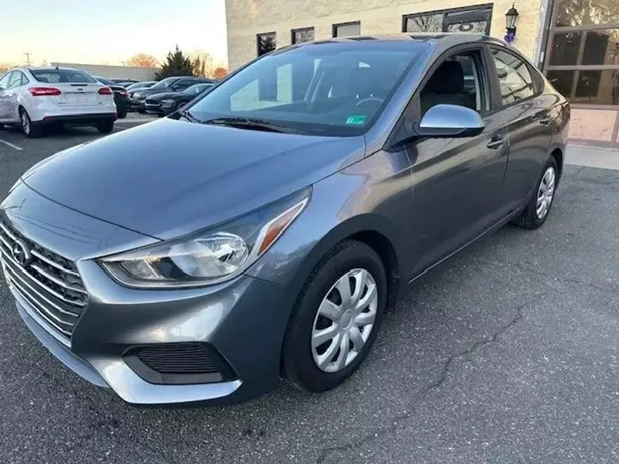 2019 Hyundai Accent SEL photo 1