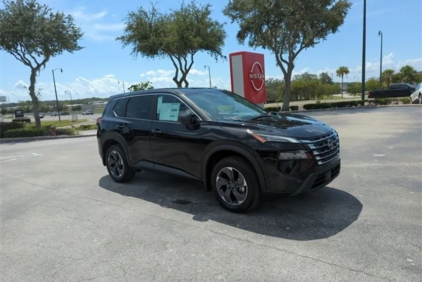 2026 Nissan Rogue SV photo 1