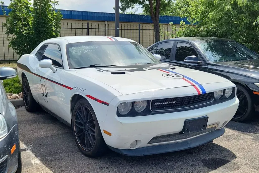 2014 Dodge Challenger R/T photo 1