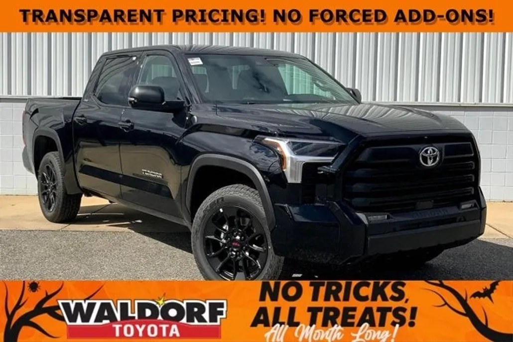 2026 Toyota Tundra SR5 CrewMax photo 1