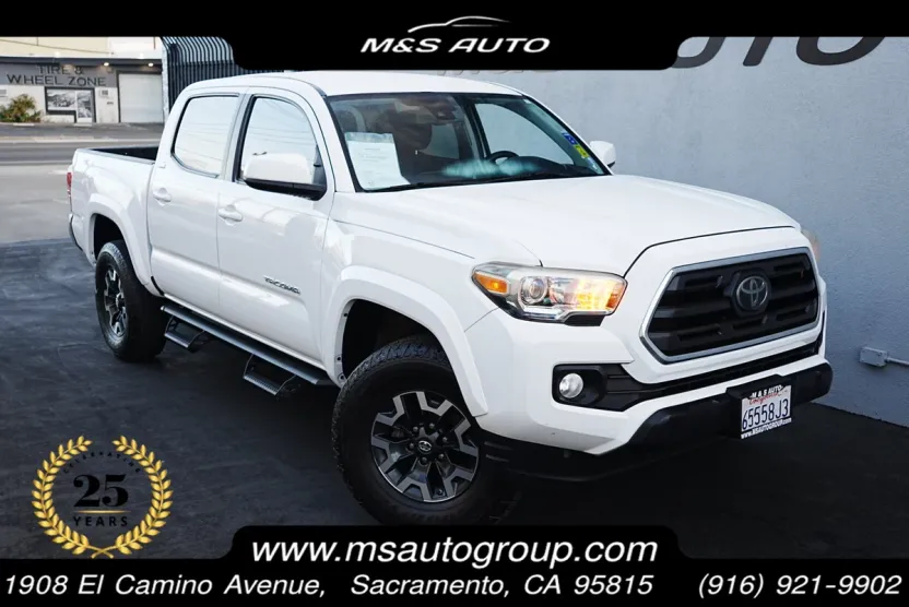 2018 Toyota Tacoma SR5 photo 1