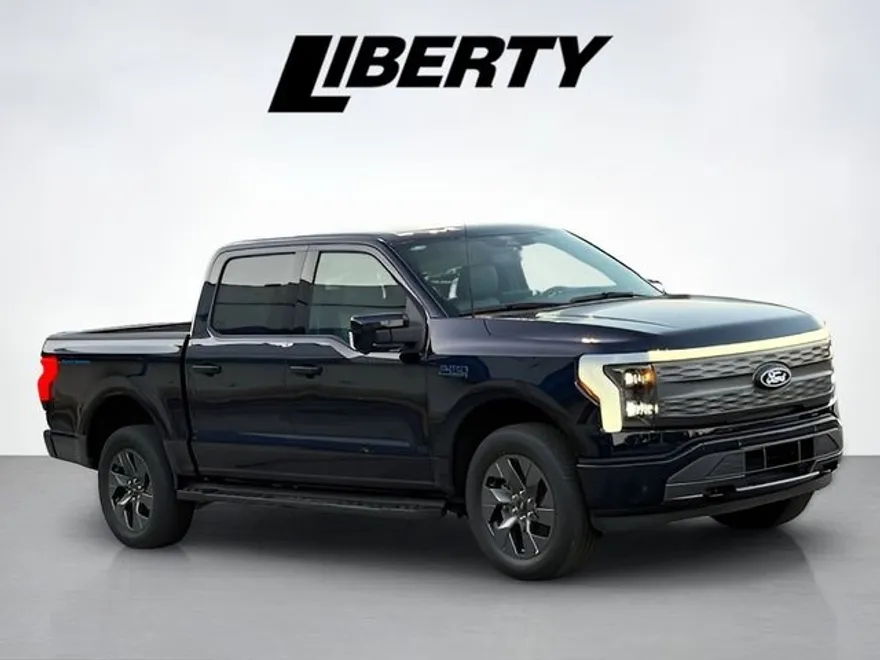 2025 Ford F-150 Lightning Lariat photo 1