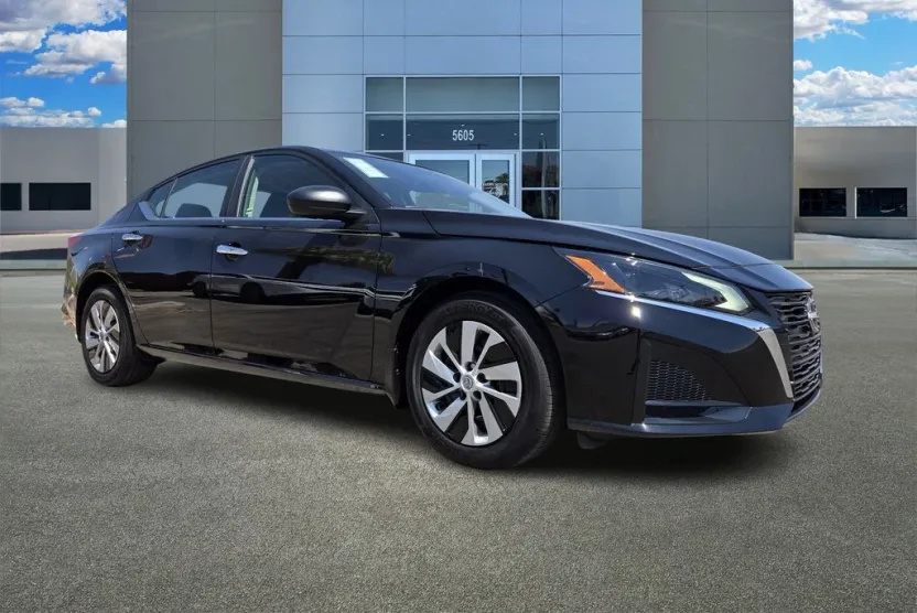 2025 Nissan Altima 2.5 S photo 1
