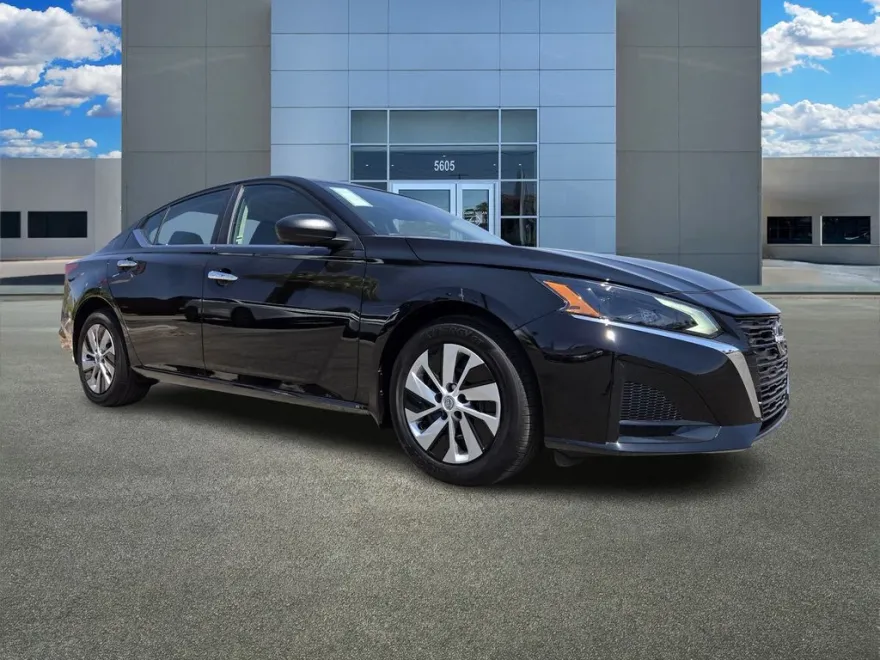 2025 Nissan Altima 2.5 S photo 1