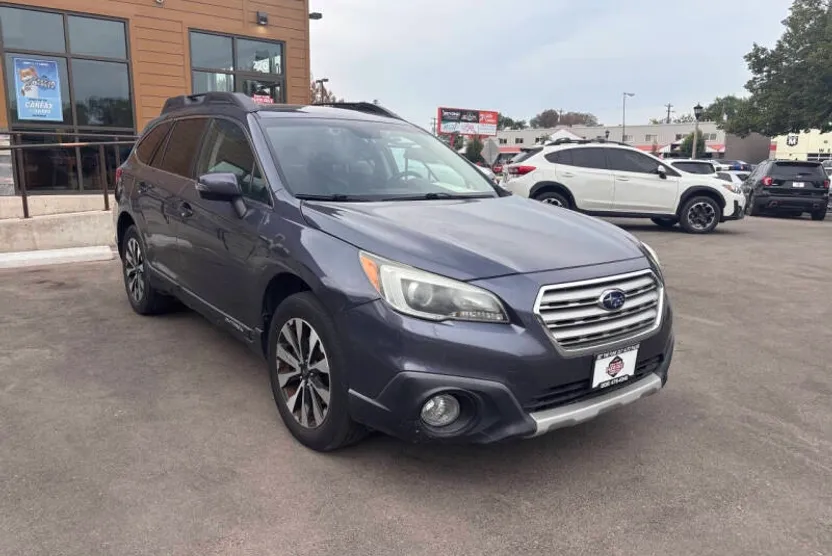 2016 Subaru Outback 3.6R Limited photo 1